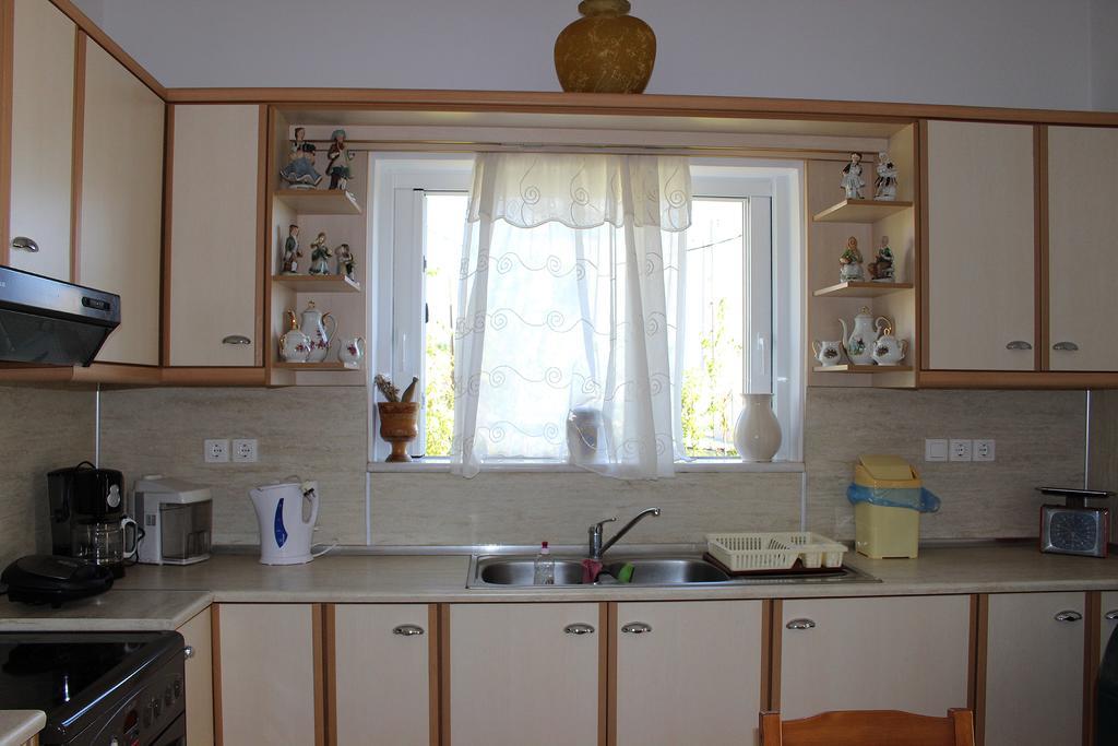 Sofia Filoxenia House Villa คาลีเวส ภายนอก รูปภาพ